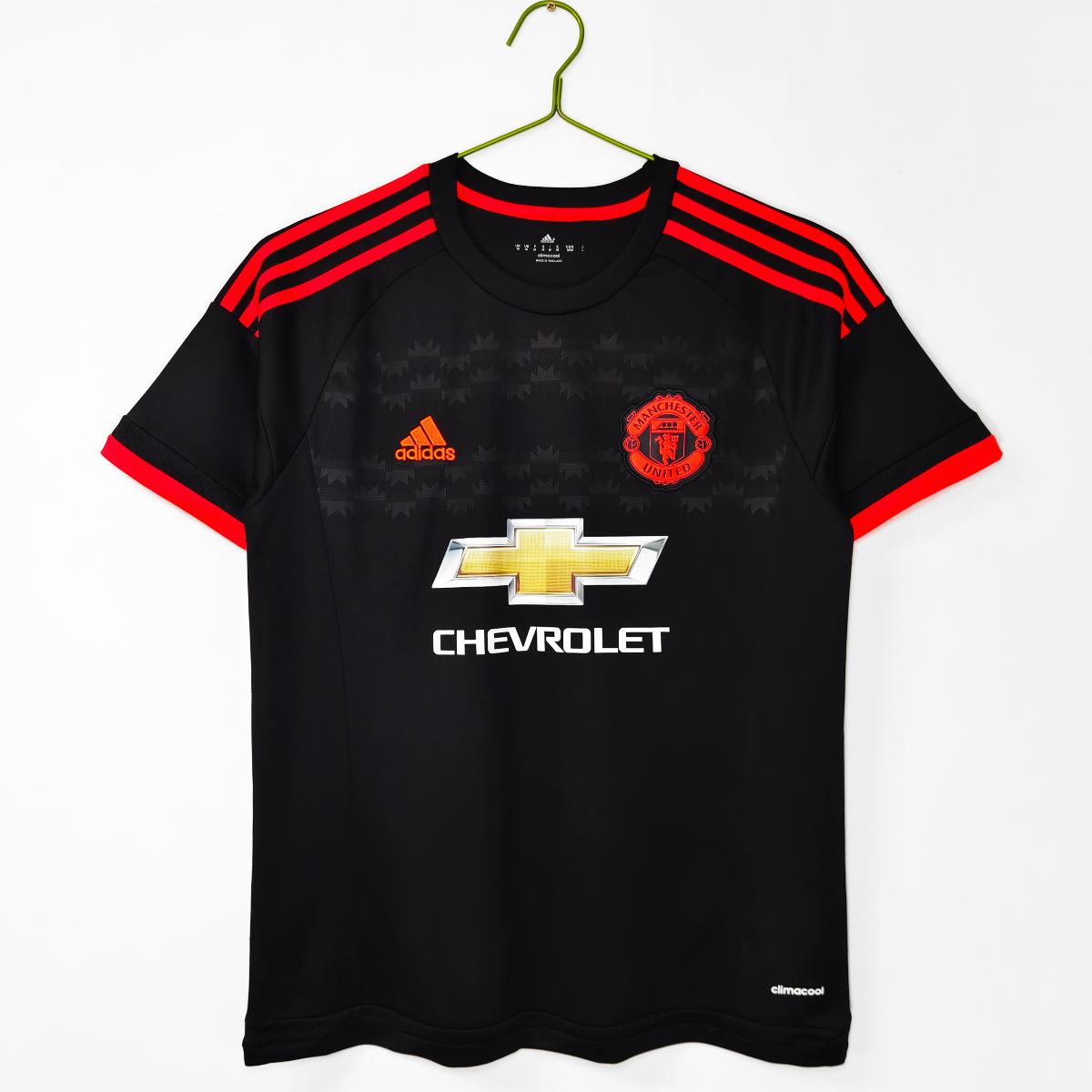 Manchester United 2015/16 Home Jersey - Size Medium